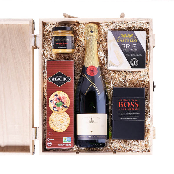 http://newjerseyblooms.com/cdn/shop/products/ChristmasSnack_ChampagneBox_600x.jpg?v=1668115963