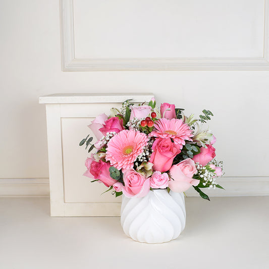 Pink Rose Bouquet with Vase