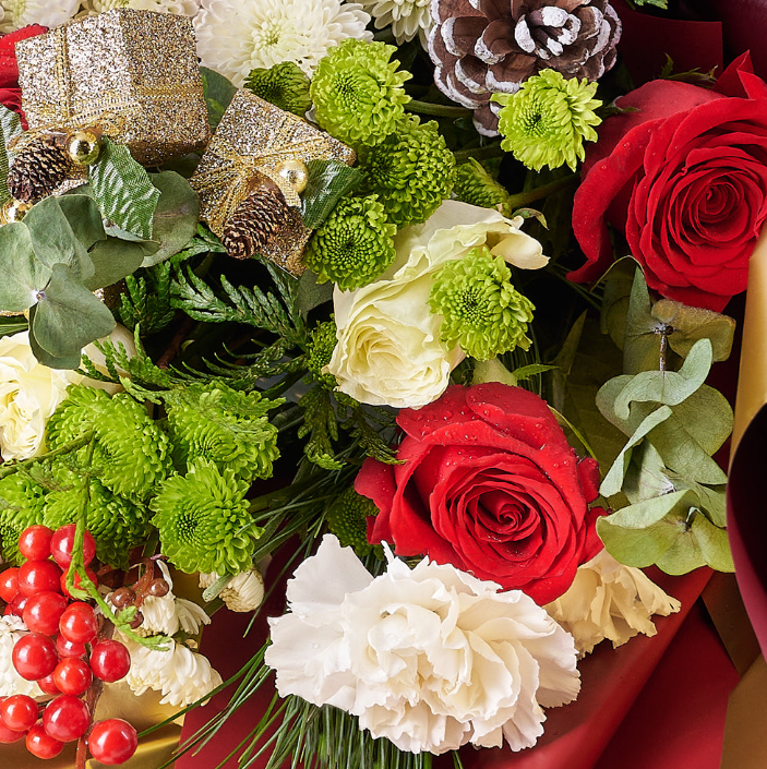 Holiday Rose Bouquet