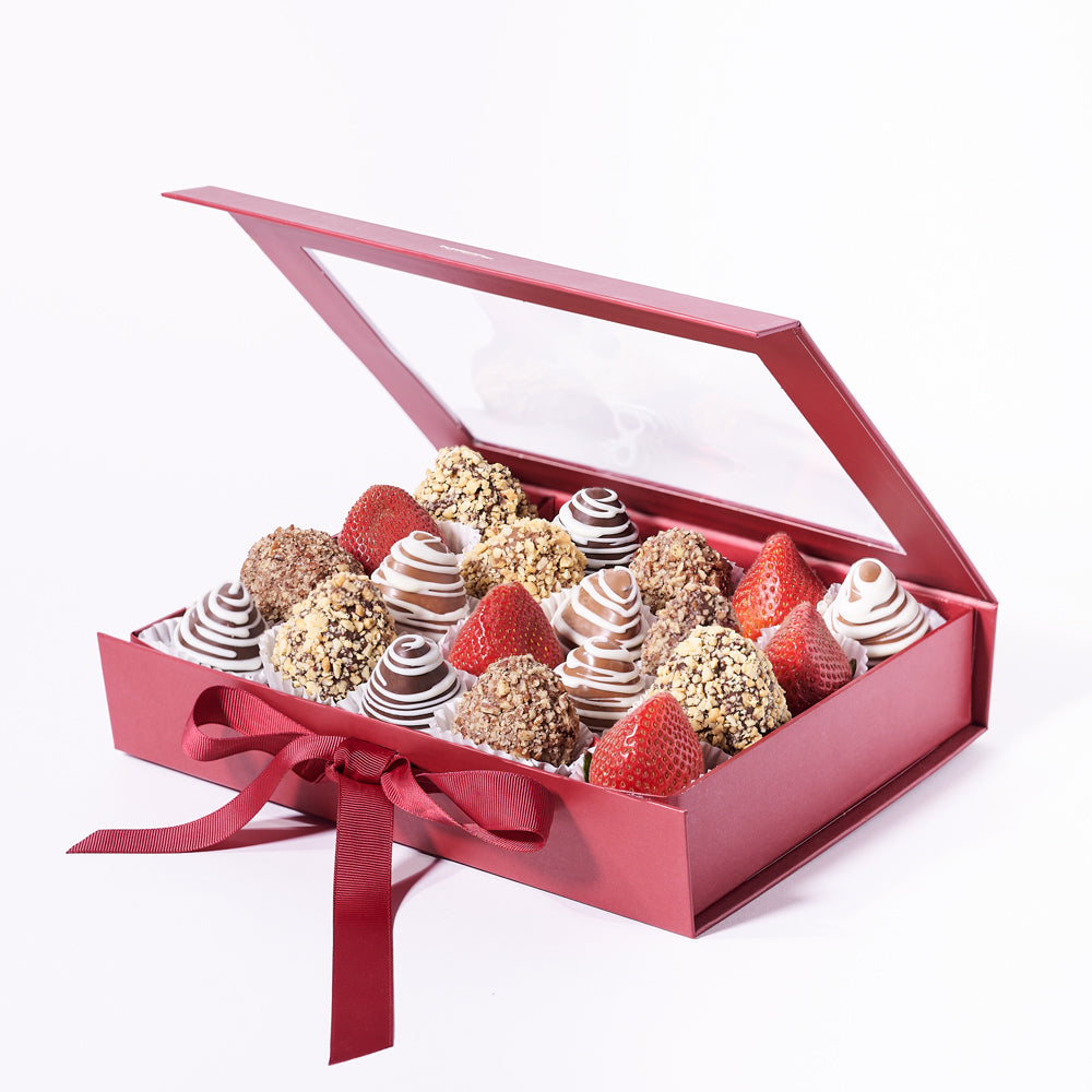 Classic Chocolate Covered Strawberries Gift Box