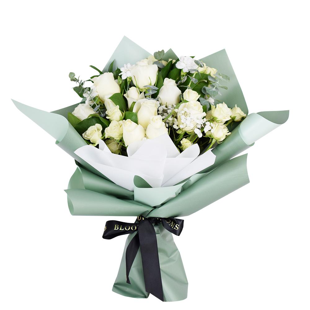 Parisian Whisper Tea Rose Bouquet. White roses. New Jersey Blooms - New Jersey Delivery